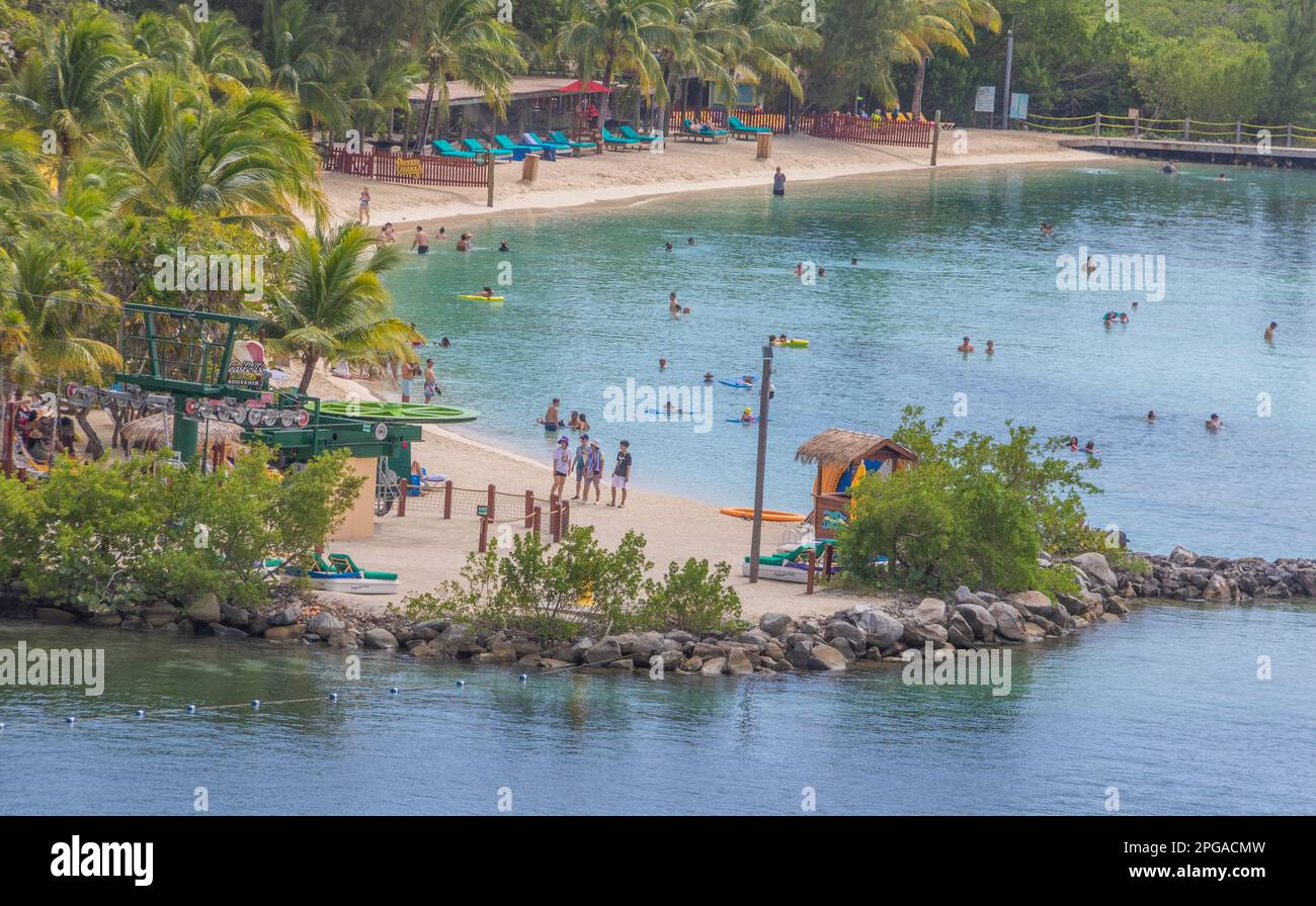 Mahagony Bay und Roatan Honduras Kreuzfahrthafen und Touristenziel. Stockfoto