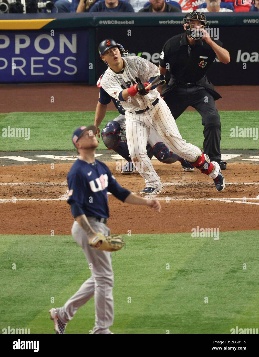Japan's Kazuma Okamoto homers in the 4th inning of the World Baseball