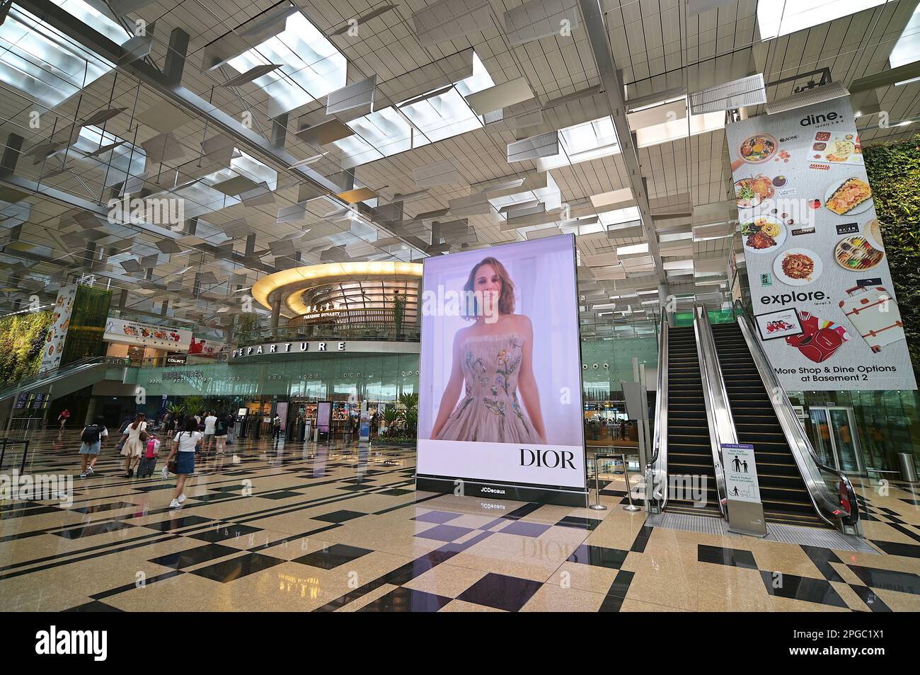 Der Changi Airport ist ein großer internationaler Flughafen am östlichen Ende von Singapur und einer der größten Verkehrsknotenpunkte in Asien. Terminal 3, lo Stockfoto
