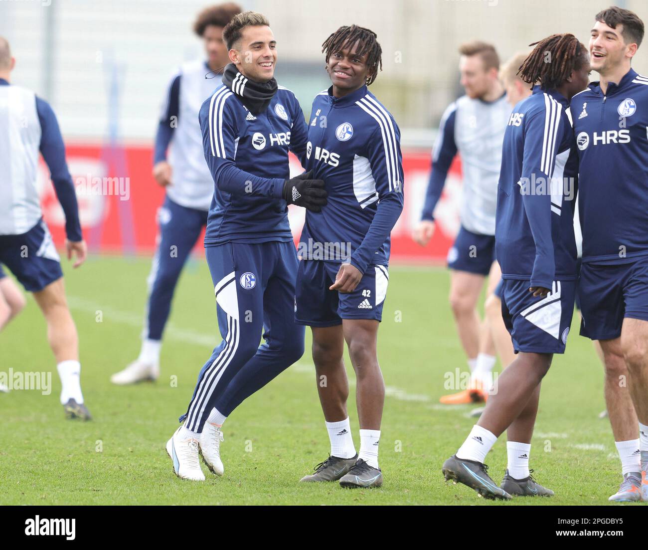 Gelsenkirchen, Deutschland. 22. März 2023. firo : 02/22/2023, Fußball, 1. Liga, 1. Bundesliga, Staffel 2022/2023, FC Schalke 04, Training, RODRIGO ZALAZAR/dpa/Alamy Live News Stockfoto