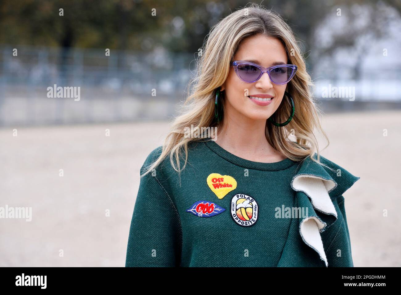 Maria Helena Bordon Meireles - Streetstyle auf der Paris Fashion Week - Paris - Frankreich Stockfoto