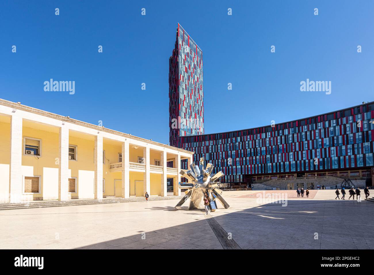 Tirana, Albanien. März 2023. Außenansicht des Archäologischen Nationalmuseums im Stadtzentrum Stockfoto