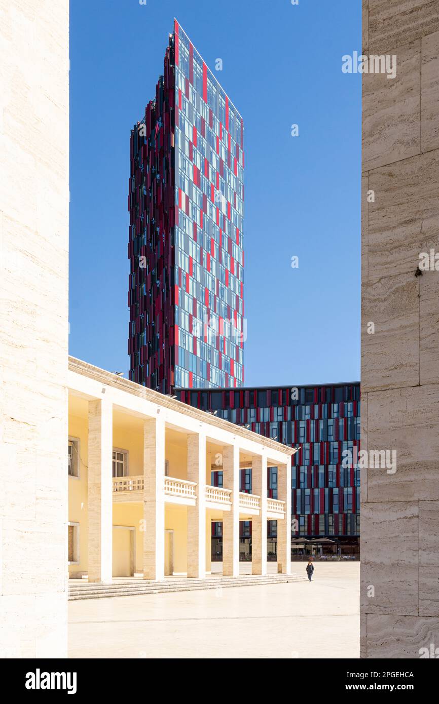 Tirana, Albanien. März 2023. Außenansicht des Archäologischen Nationalmuseums im Stadtzentrum Stockfoto