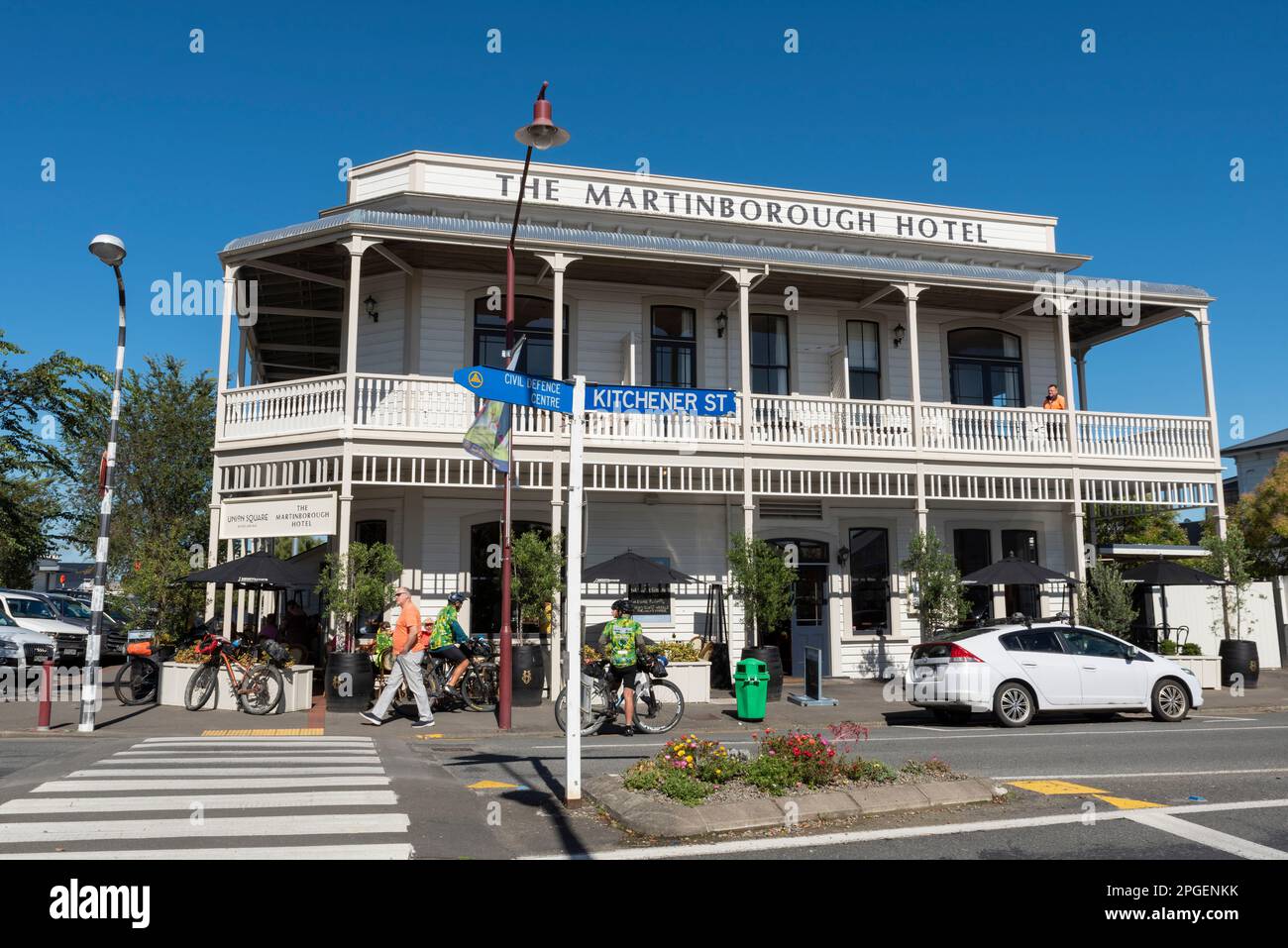 Martinborough Hotel, in Martinborough, einer Stadt im South Wairarapa District, in der Wellington Region von Neuseeland. Beliebter Zwischenstopp für Radfahrer Stockfoto
