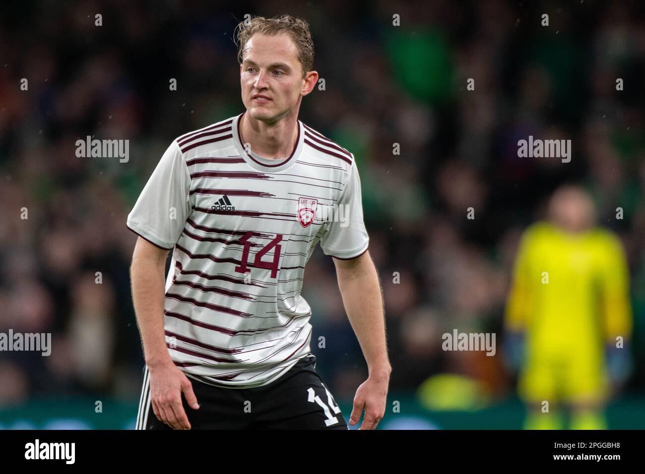 Dublin, Irland. 22. März 2023. Andrejs Ciganiks aus Lettland während des internationalen Freundschaftsspiels zwischen der Republik Irland und Lettland im Aviva Stadium in Dublin, Irland, am 22. März 2023 (Foto: Andrew SURMA/Credit: SIPA USA/Alamy Live News Stockfoto