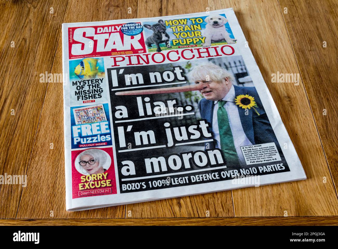 22. März 2023 Die Schlagzeile von Daily Star beschreibt Boris Johnsons Verteidigung, das parlament anzulügen, als ich kein Lügner bin. Ich bin nur ein Idiot. Stockfoto