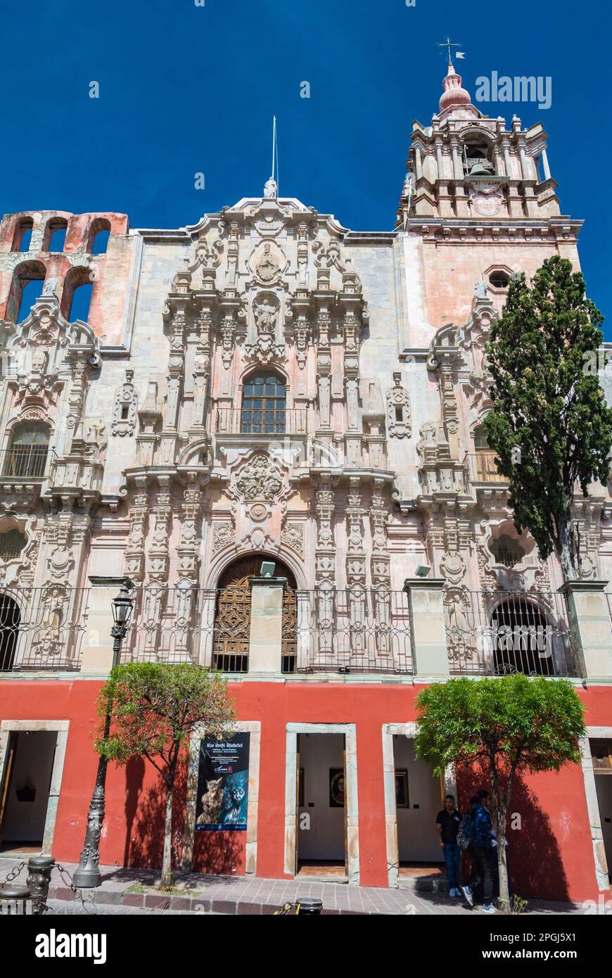 Guanajuato, Guanajuato, Mexiko, Fassade des Tempels der Kompanie Jesus, sonst La Compania mit mexikanisch-churquereske Fassade Stockfoto