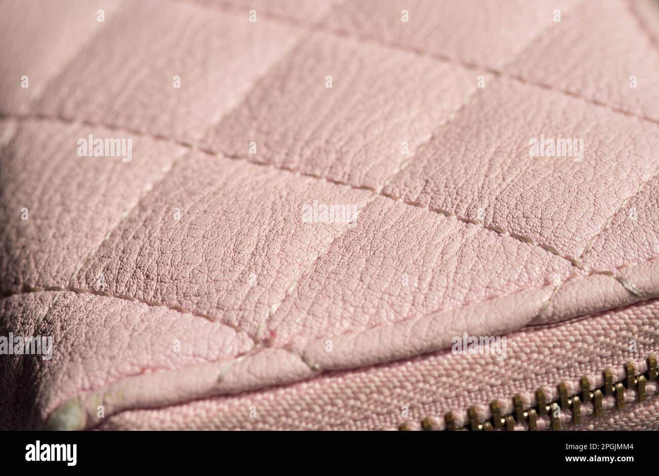 pelle di Colore rosa su Manufatto artigianale, un bel potafogli di Colore rosa Stockfoto