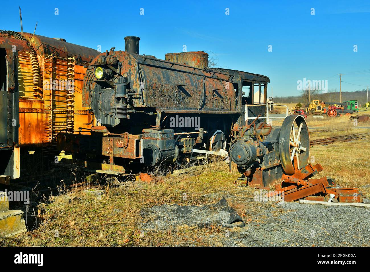 Sammlung verlassener Schienenfahrzeuge Stockfoto