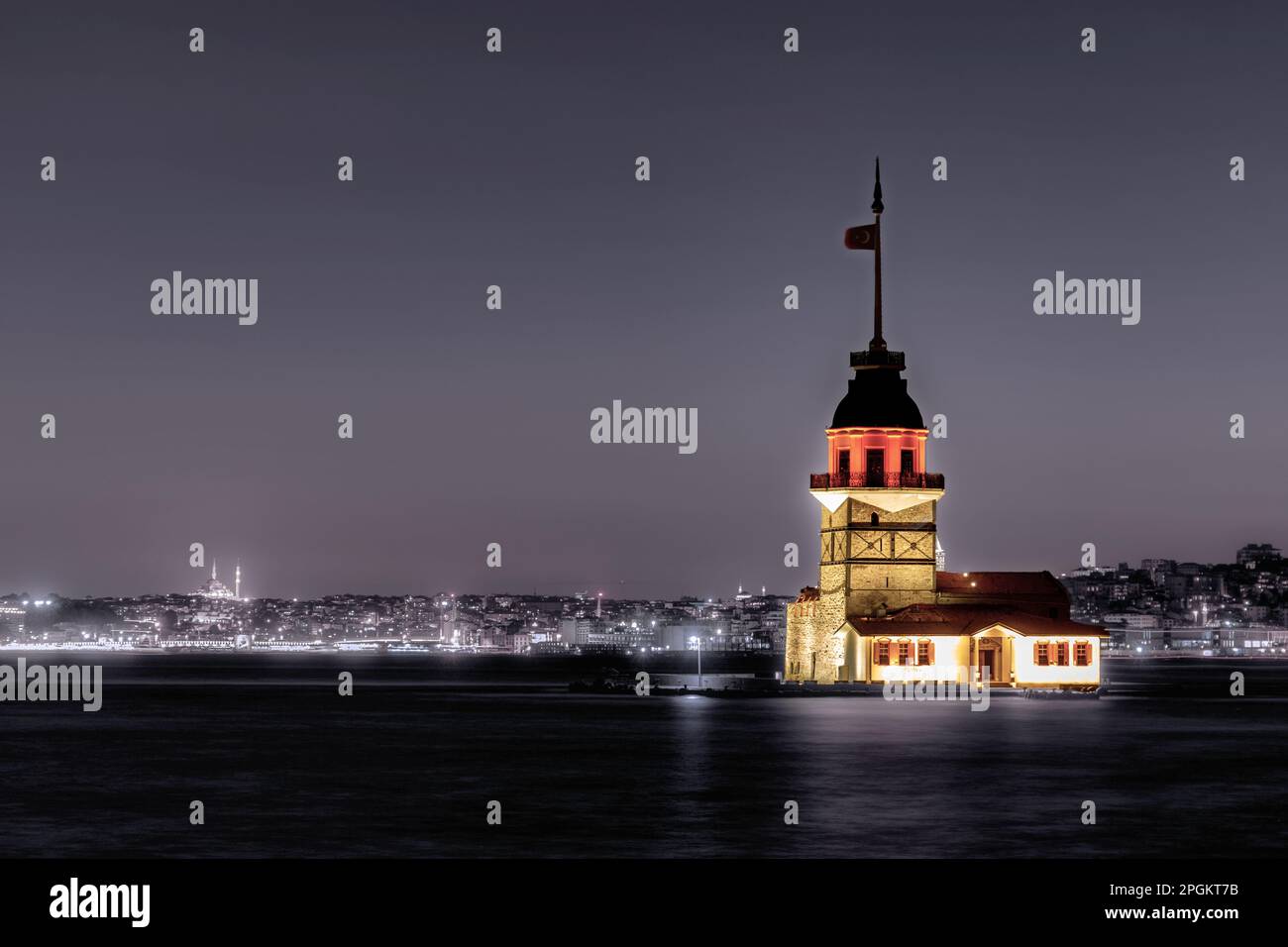 Mädchenturm (kiz Kulesi), Bosporus Straße. Istanbul, Türkei Stockfoto