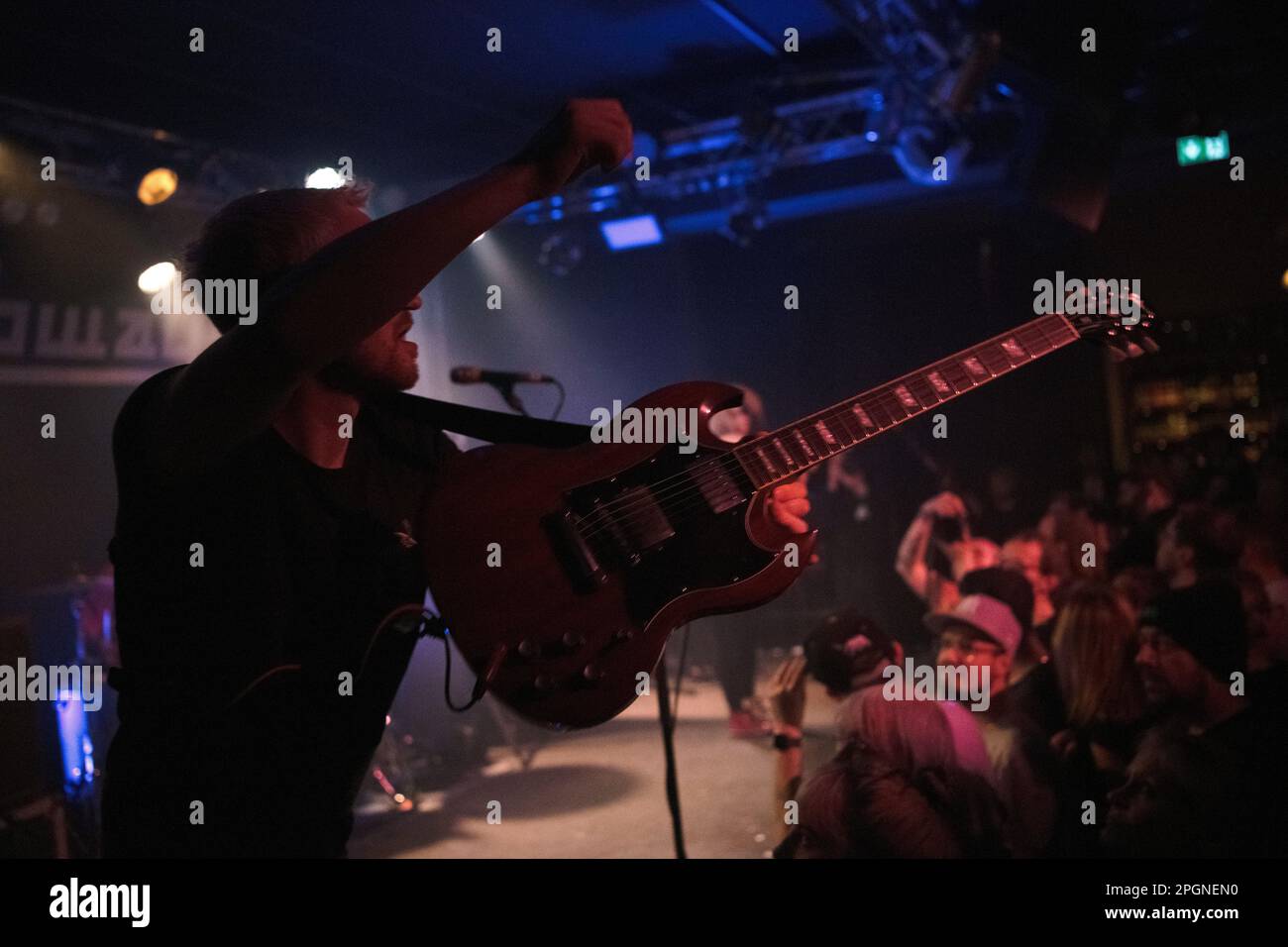 Die britische Indie-Rockband, die Subways, tritt im Frannz Club in Berlin auf. Stockfoto