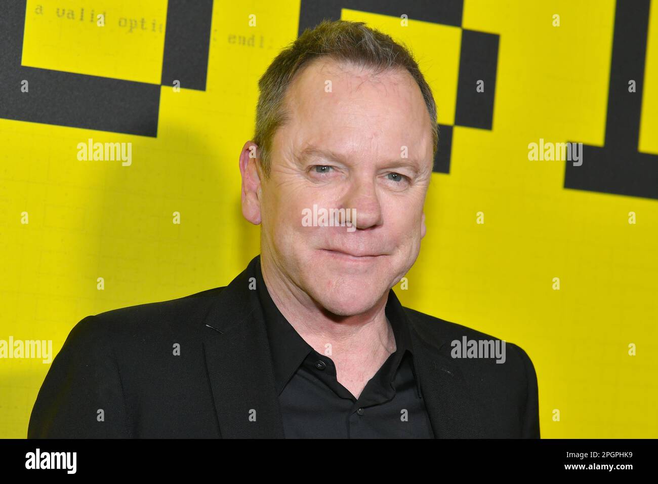 Kiefer Sutherland nimmt am 23. März 2023 in New York City an der „Rabbit Hole“-Vorführung von Paramount+Teil. Stockfoto