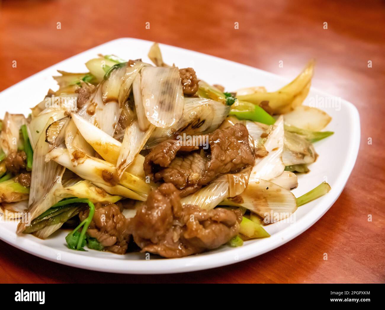 Chinesisches Restaurant, gebratenes chinesisches Gemüse und Rindfleisch, Hongkong, China. Stockfoto