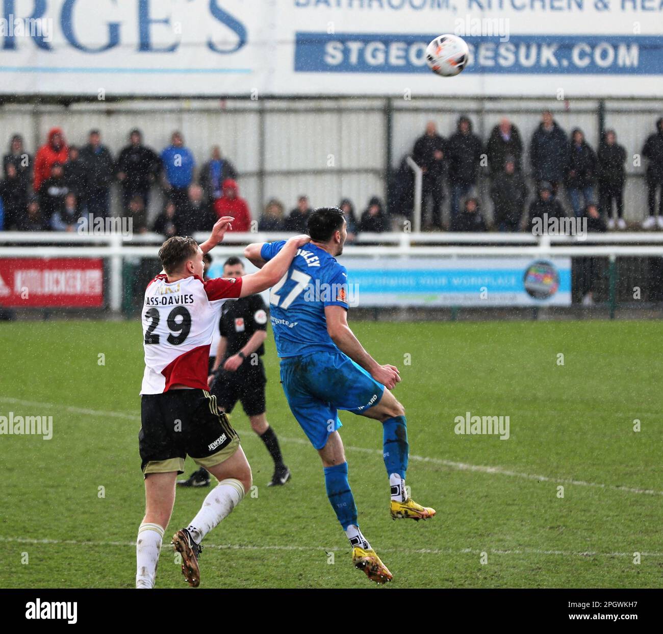 Woking FC verlor im Kingfield Stadium in Woking, Surrey, Großbritannien, 0:1 gegen den Ligerivalen Chesterfield FC Stockfoto