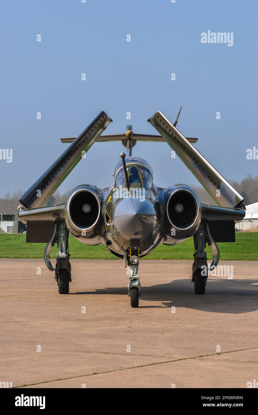 Blackburn Buccaneer S2B XW544 Oldtimer-Jet-Flugzeug. Ehemaliger Royal Air Force- und Royal Navy-Jet-Bomber in Privatbesitz, restauriert für Taxifahrten Stockfoto