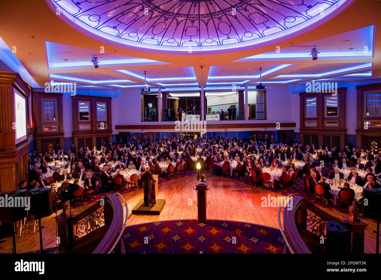 Innere der Titanic Belfast, Belfast, Nordirland Stockfoto