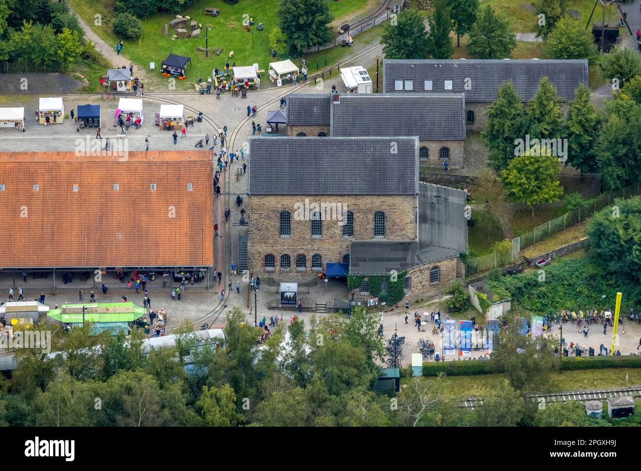 Luftaufnahme, Öko-Markt am Bergwerk Nachtigall im Bezirk Bommern in Witten, Ruhrgebiet, Nordrhein-Westfalen, Deutschland, Deutschland, Europa, Luftfoto Stockfoto