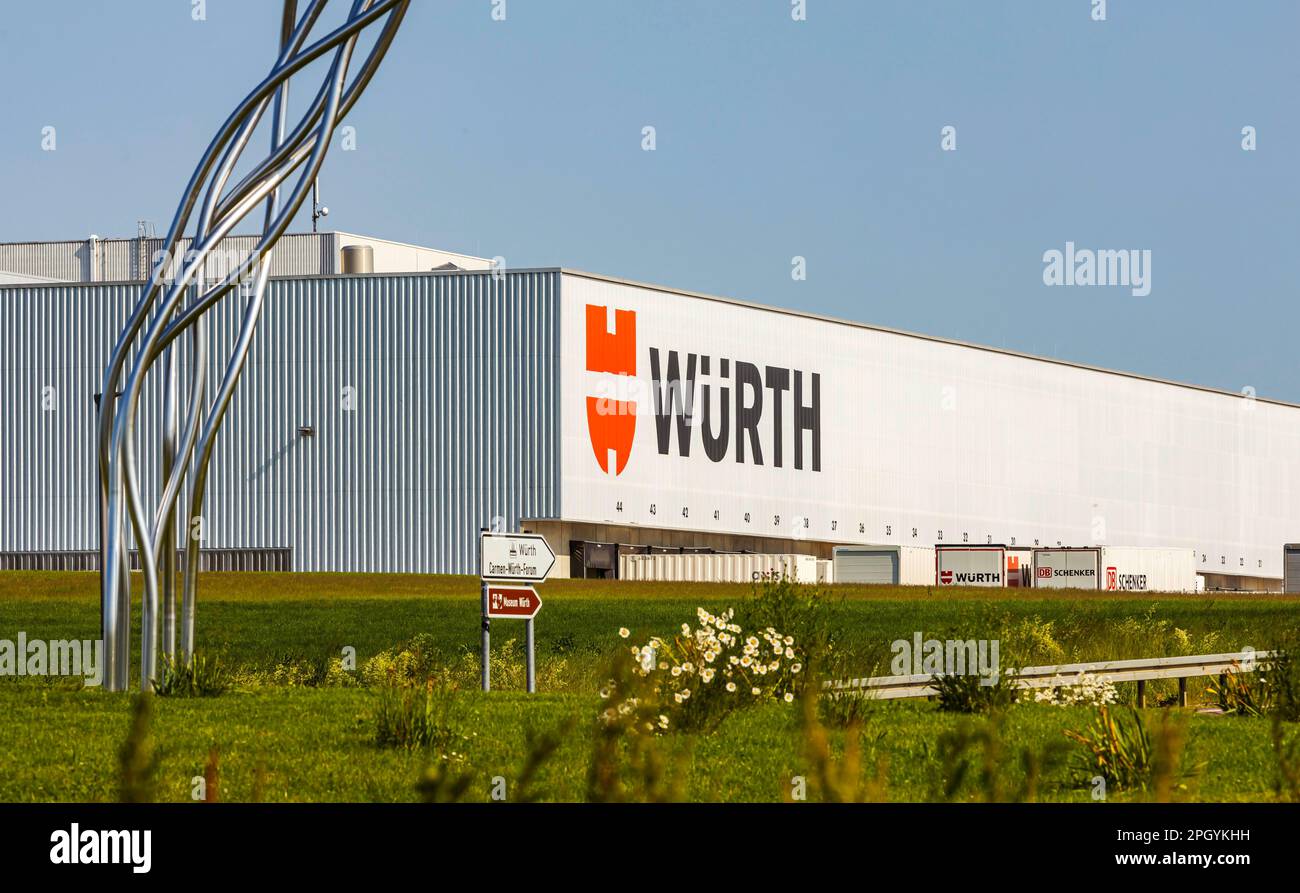 Würth-Gruppe, Befestigungs- und Montagetechnik, Firmenbau und Logo am Firmensitz Kuenzelsau, Baden-Württemberg, Deutschland Stockfoto