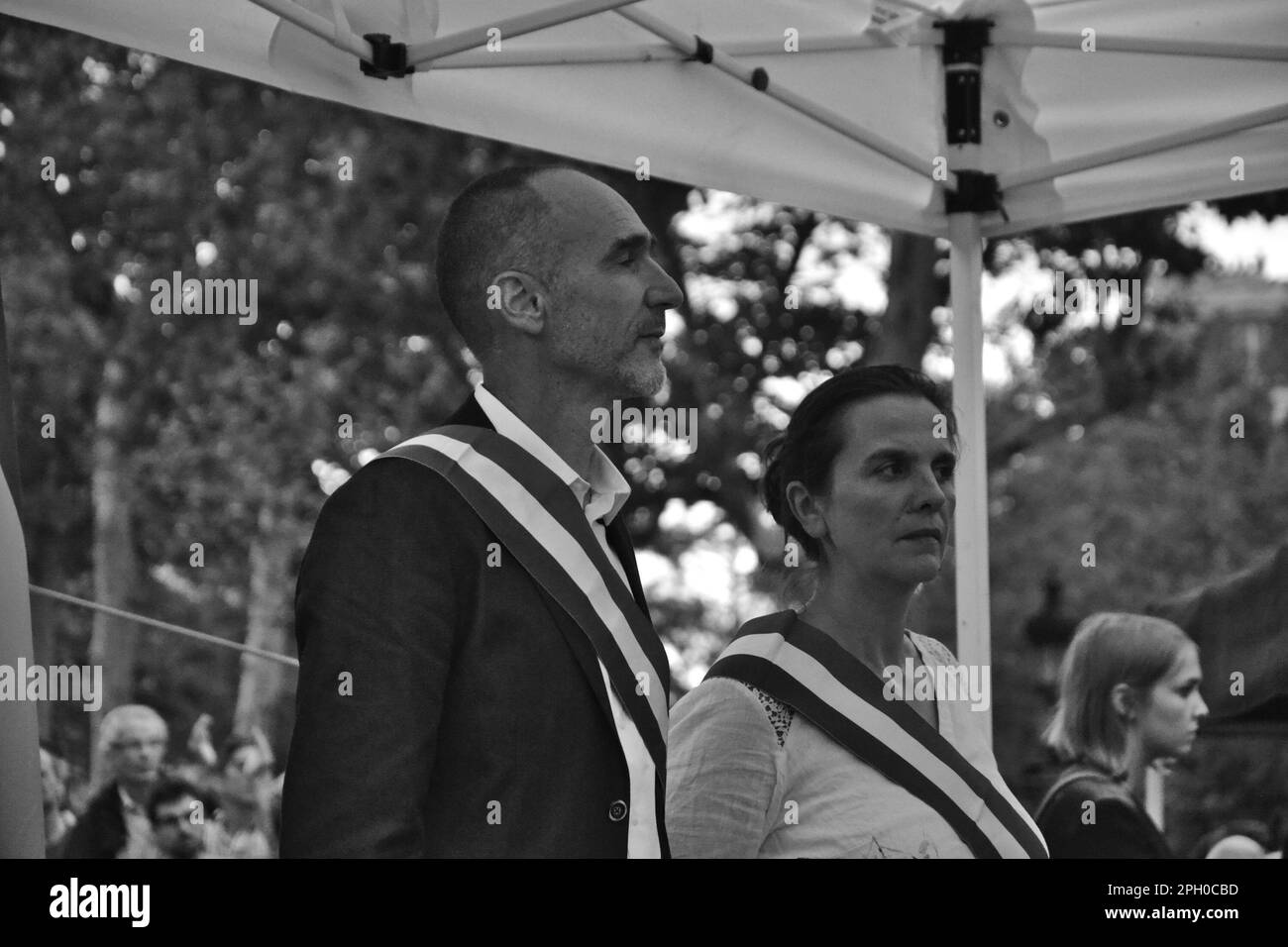Paris, Frankreich - Juli 11. 2017 : Porträt der französischen Abgeordneten Loic Prud'homme und Caroline Fiat. Sie wurden 2022 wiedergewählt Stockfoto