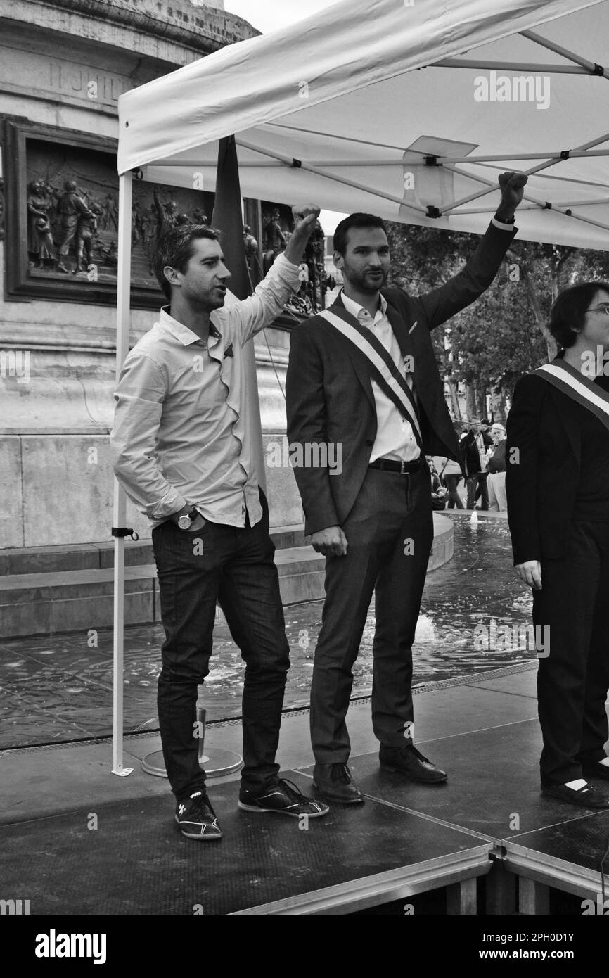 Paris, Frankreich - Juli 11. 2017 : politische Tagung "La France Insoumise". Porträt der französischen Abgeordneten Ugo Bernalicis und Francois Ruffin. Stockfoto