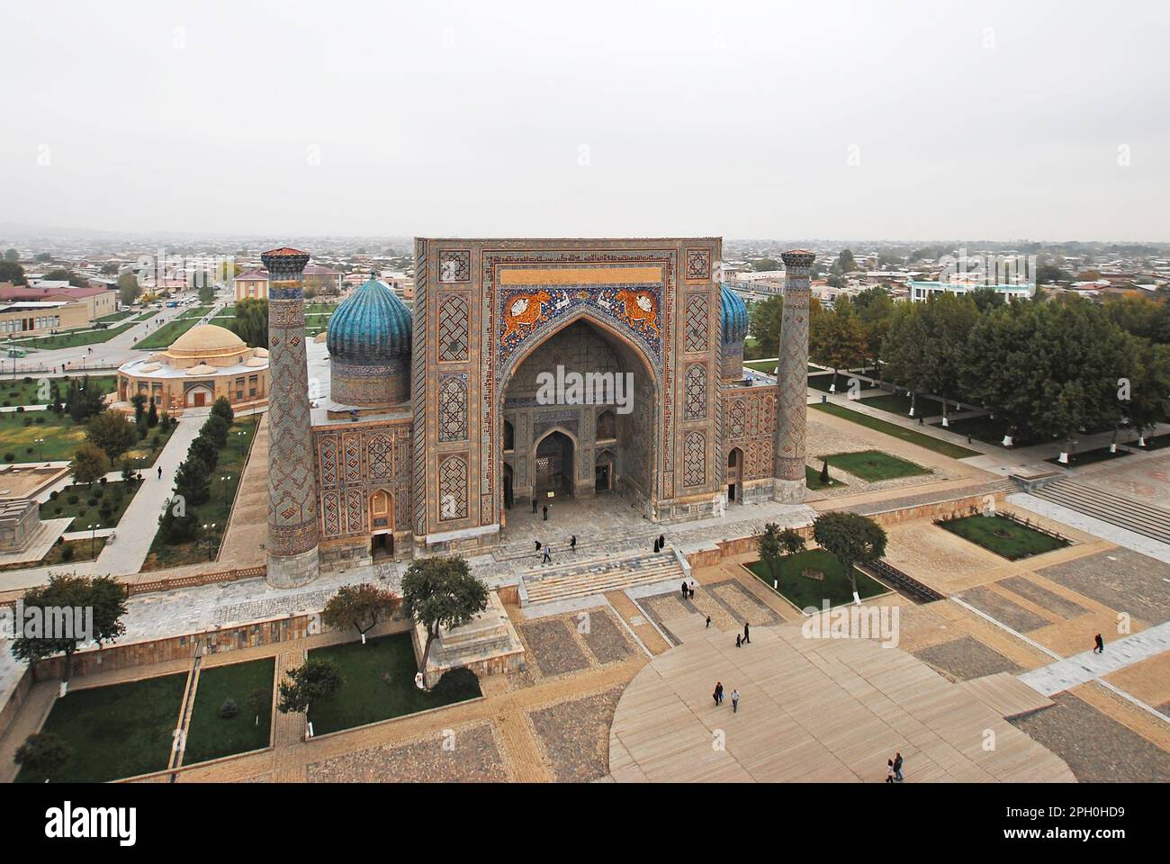 Sher Dor Medressa, Mitglied des Registan, Samarkand, Usbekistan Stockfoto