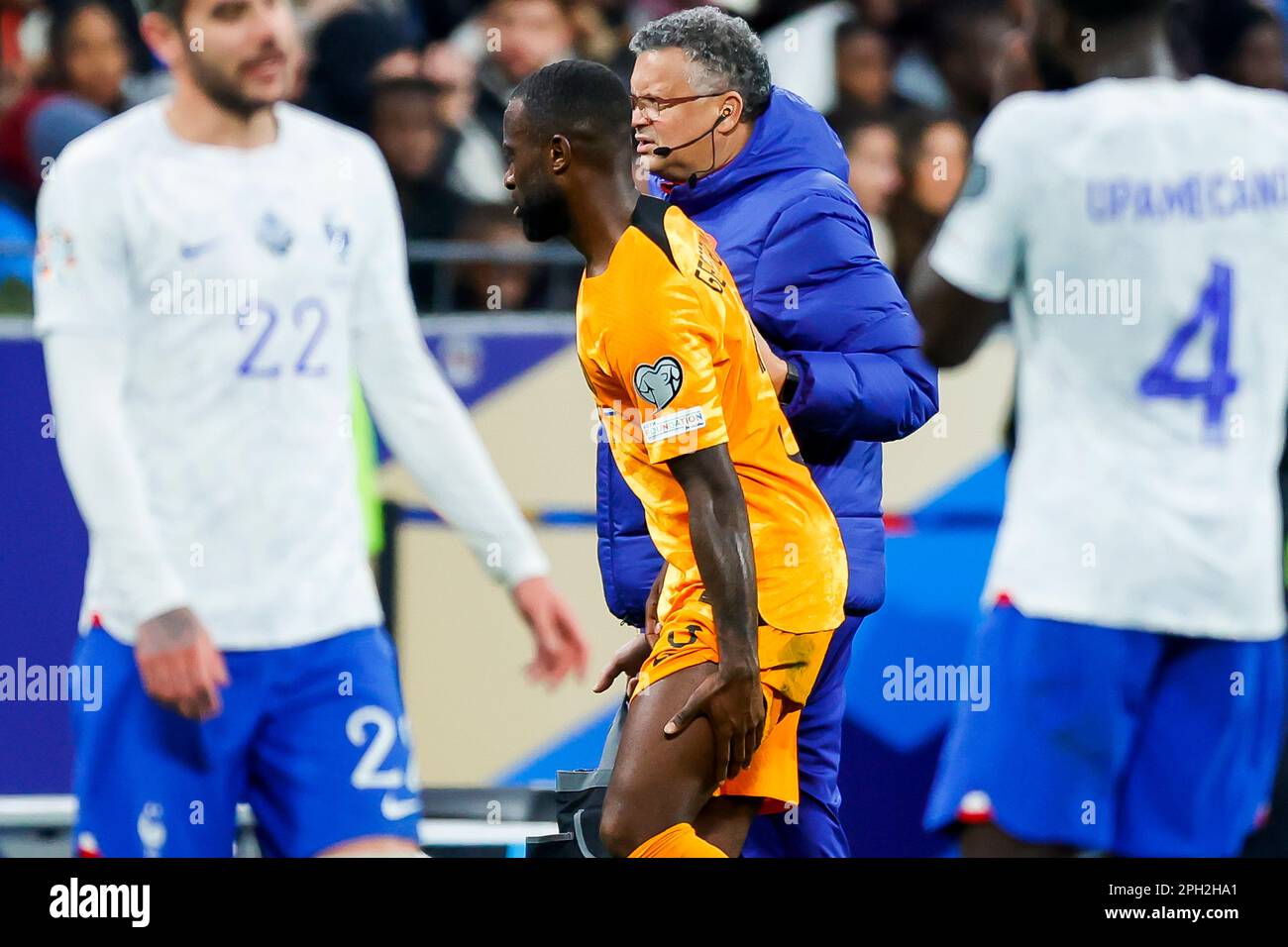 24-03-2023: Sport: Frankrijk vs Nederland PARIS, NIEDERLANDE - MÄRZ 24: Lutsharel Geertruida (Niederlande) während des Spiels European Qualifier Group Stockfoto