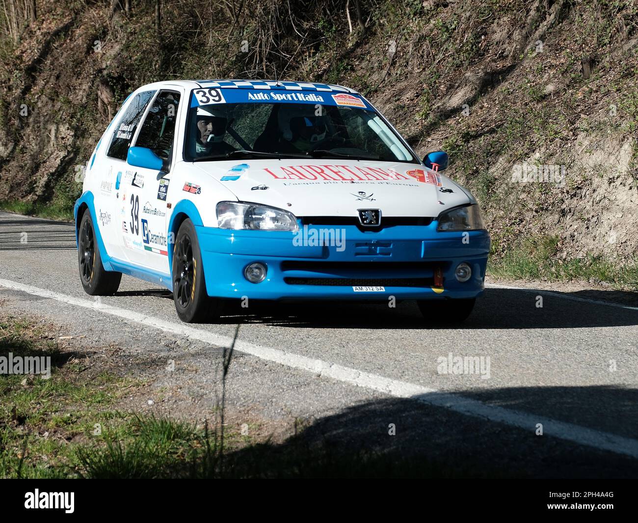 Turin, Italien. 25. März 2023. Colombo Alessandro ITA Grosso Matteo ITA RC5N N2 Peugeot 106-Biella Motor Team während der Erpressung von Rally Team 971-2023 in Pavarolo - AM 25. März 2023 während 49Â der Rally Team 971 (day1), Rally in Turin, Italien, März 25 2023 Kredit: Independent Photo Agency/Alamy Live News Stockfoto