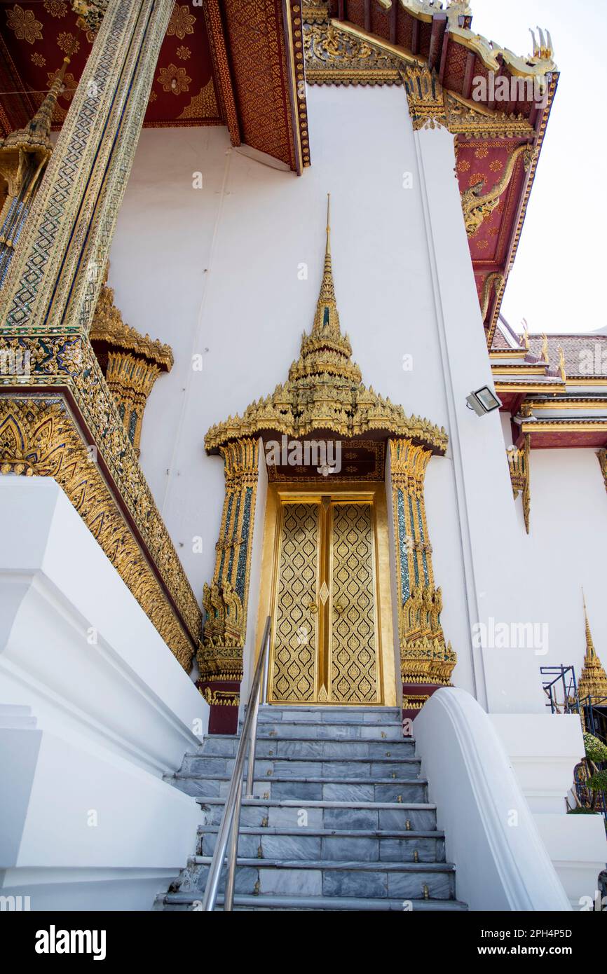 Architektonische Details des Gebäudes im Grand Palace Bangkok Thailand. Stockfoto