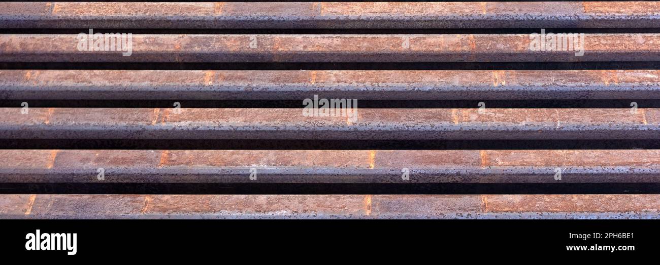 Rostige Eisenstangen als Hintergrund oder Textur Stockfoto