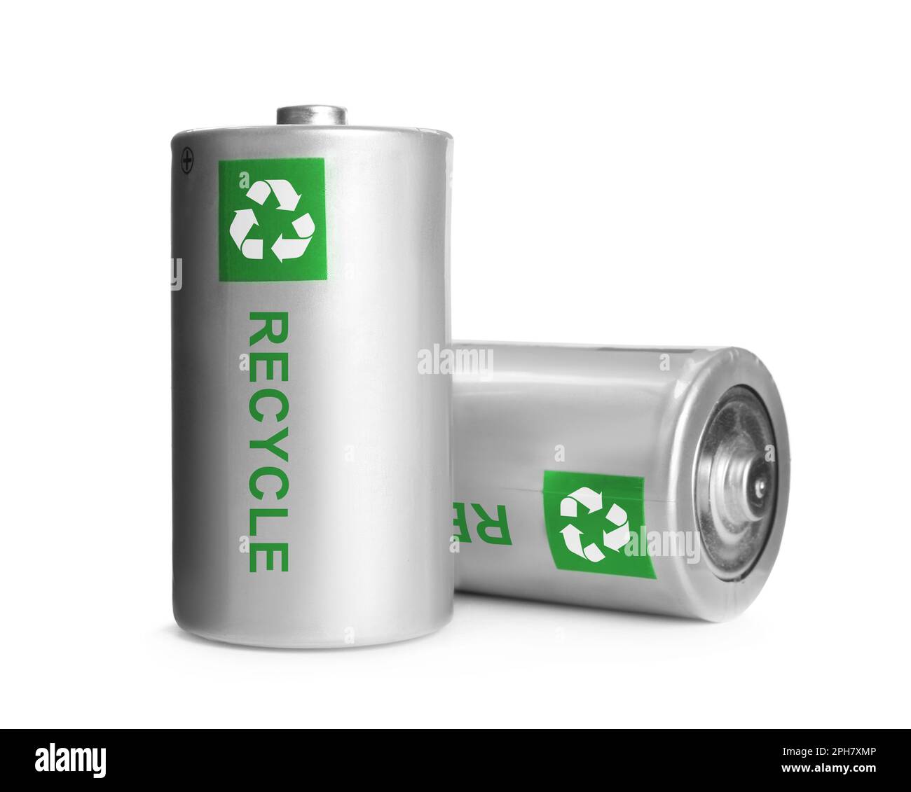 Batterien mit Recycling-Symbolen auf weißem Hintergrund Stockfoto