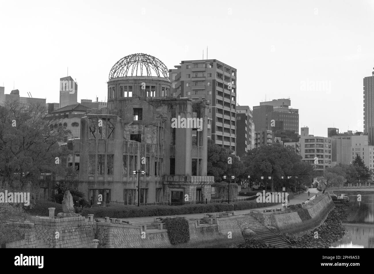 Hisoshima, Japan - 1. Januar 2020. Nahaufnahme des Hiroshima-Friedensdenkmals oder der Atomkuppel am Neujahrstag. Stockfoto