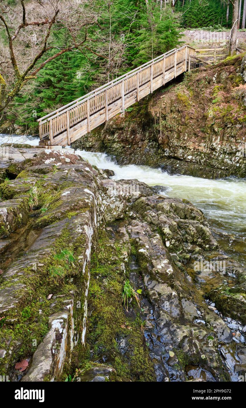 Miners Bridge über den Fluss Llugwy bei Betws-y-Coed, Conwy, Snowdonia, Wales Stockfoto