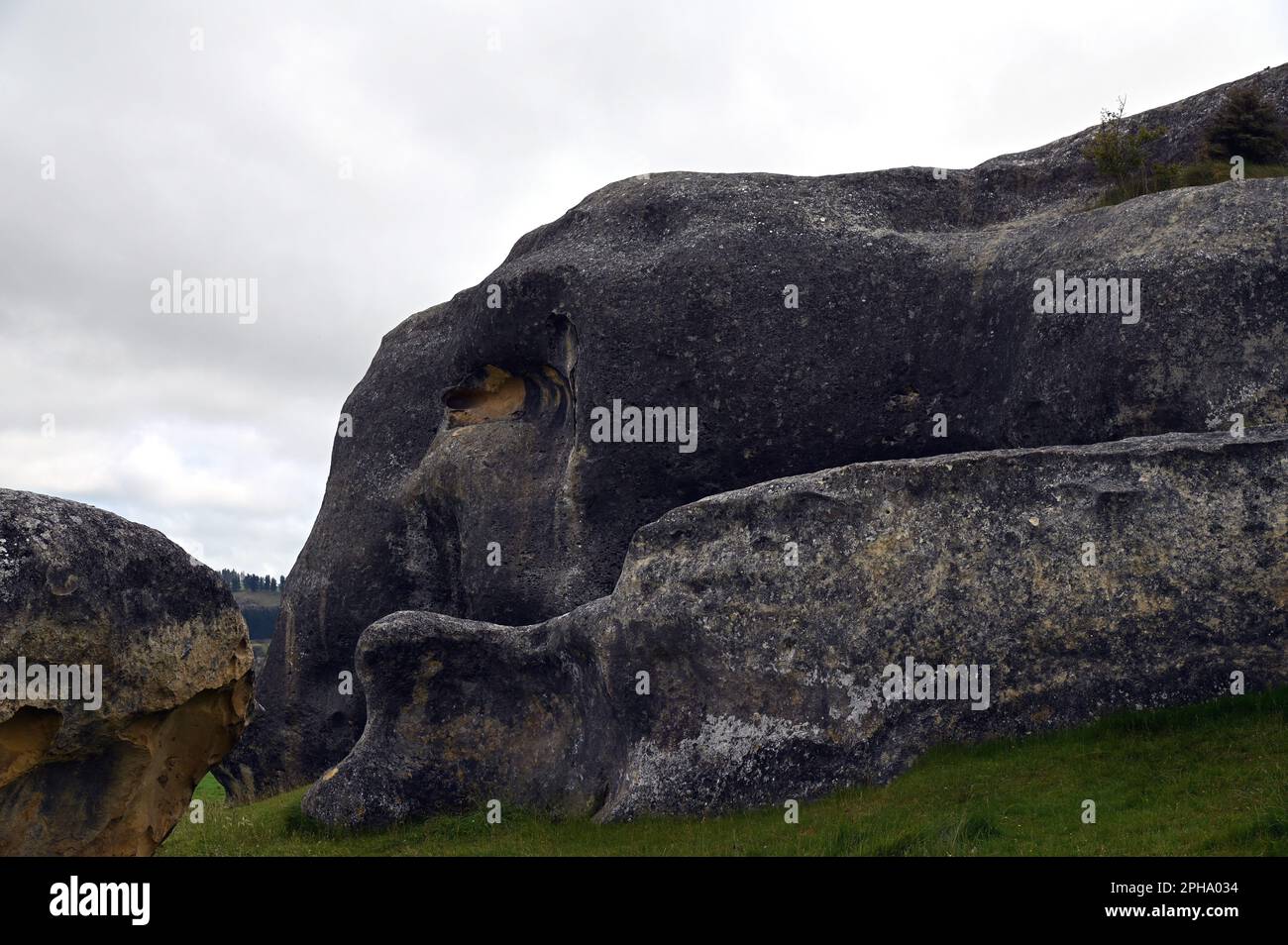 Elephant Rocks, verwitterter Kalkstein in der Nähe von Duntroon in North Otago, Neuseeland. Stockfoto