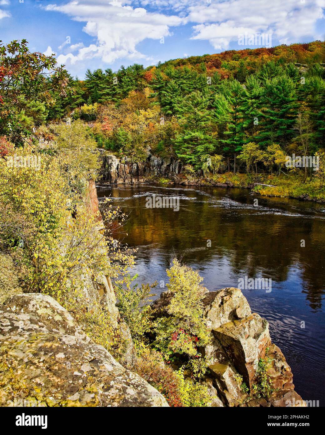 St. Croix River National Scenic River an Taylors Falls auf der Minnesota - Wisconsin Grenze. Stockfoto