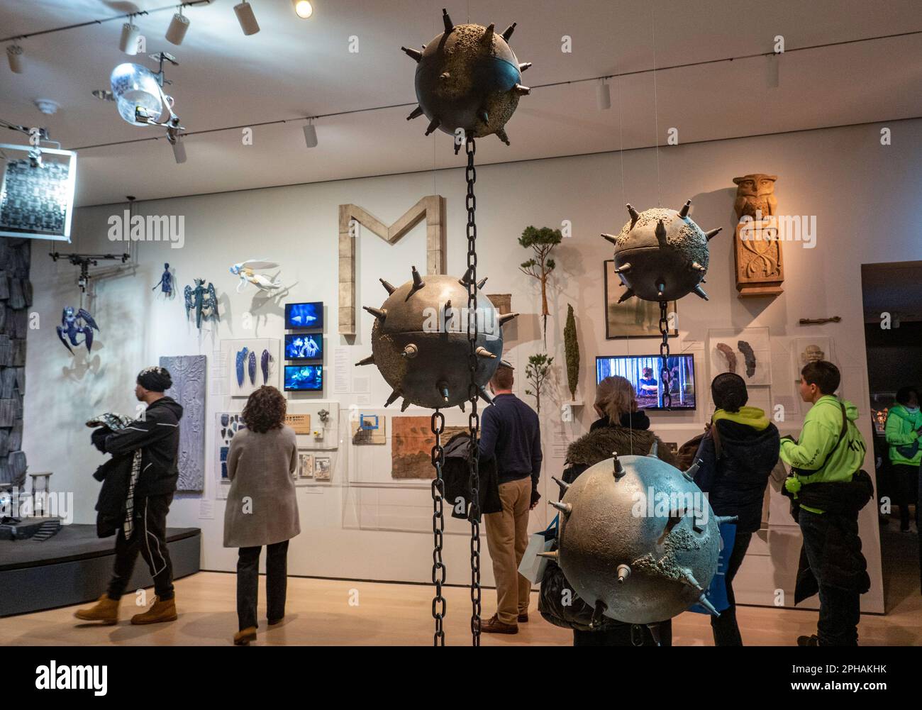 Guillermo del Toro: Kunstgewerbeausstellung Pinocchio im Museum of Modern Art, New York City, USA 2023 Stockfoto