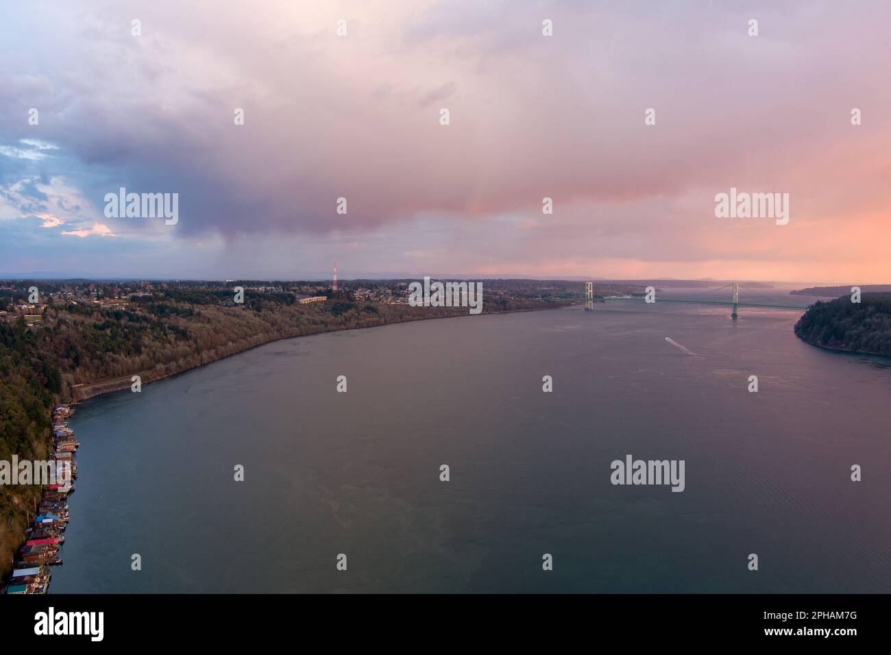 Die Tacoma Narrows bei Sonnenuntergang Stockfoto