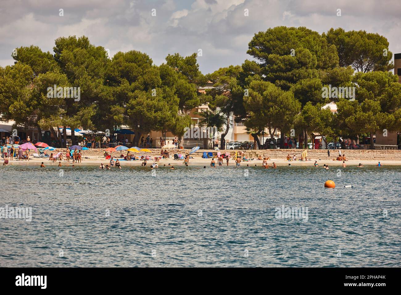 Ruhiger und vertrauter Strand in Colonia Sant Jordi. Mallorca. Spanien Stockfoto