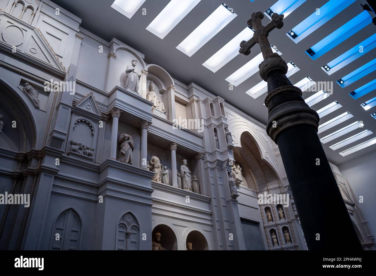 Rekonstruktion der alten Fassade des Doms im Museo dell'Opera del Duomo in Florenz Stockfoto