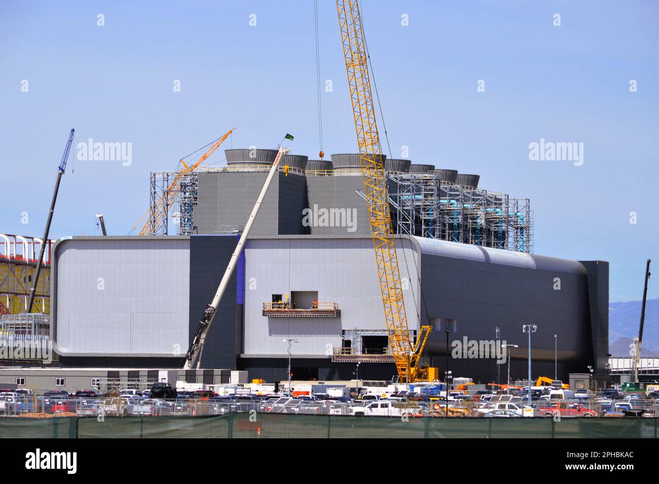 Phoenix, Arizona - März 08 2023: Bau des Wafers Fab 21 der Taiwan Semiconductor Manufacturing Company (TSMC) in North Phoenix im Gange. Stockfoto