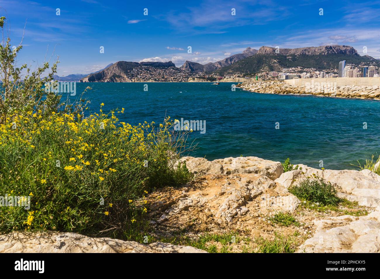 Blick auf Calpe vom Parc Natural del Penyal d'IFAC Stockfoto