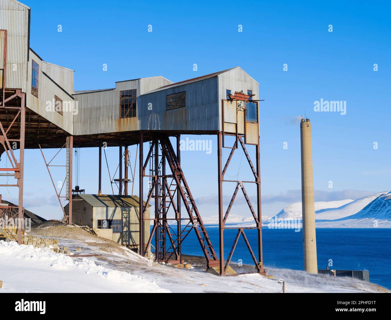 Historische Kohleseilbahnzentrale (Taubanesentrale), ein Wahrzeichen. Longyearbyen, die Hauptstadt von Svalbard auf der Insel Spitzbergen im Spitzberg Stockfoto
