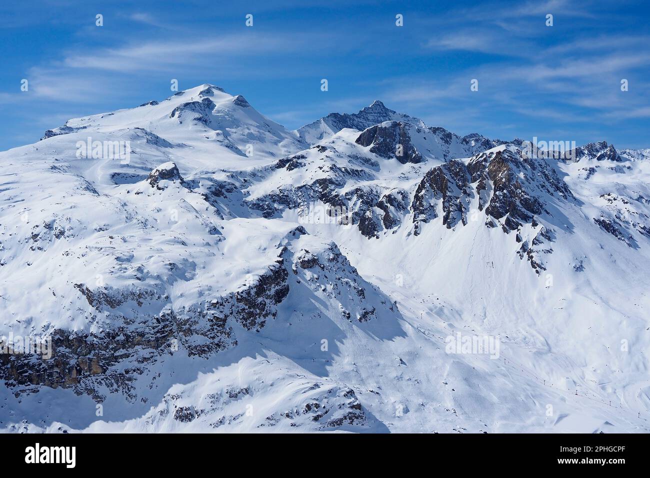 Blick auf den Berg Grande Motte und den Gletscher von Tignes in den französischen alpen Stockfoto