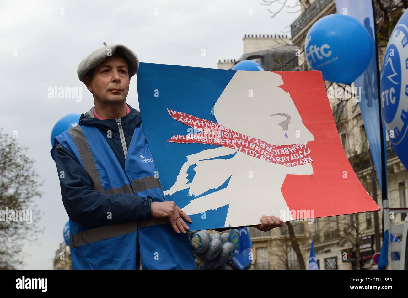 10ème journée contre la réforme des retraites , 450000 personnes chiffre CGT ont défilés dans le calme à Paris avec le soutien de LFI du PS et du PCF Stockfoto