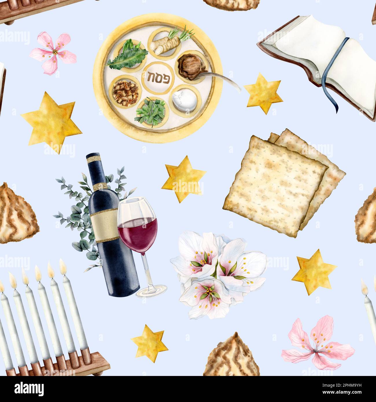 Hellblauer Passover nahtloses Muster mit Setzer Pesach Essen, koscheren Wein, Haggadah Schriftrollen, Frühlingsblumen, Kerzen, Matzah, Davidstars Stockfoto