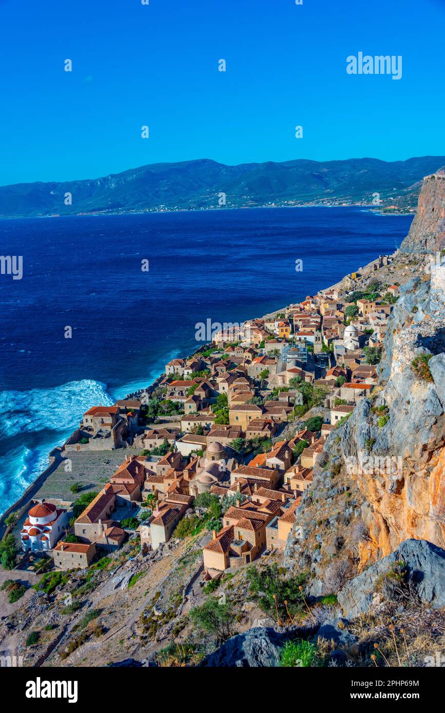 Dächer der griechischen Stadt Monemvasia. Stockfoto