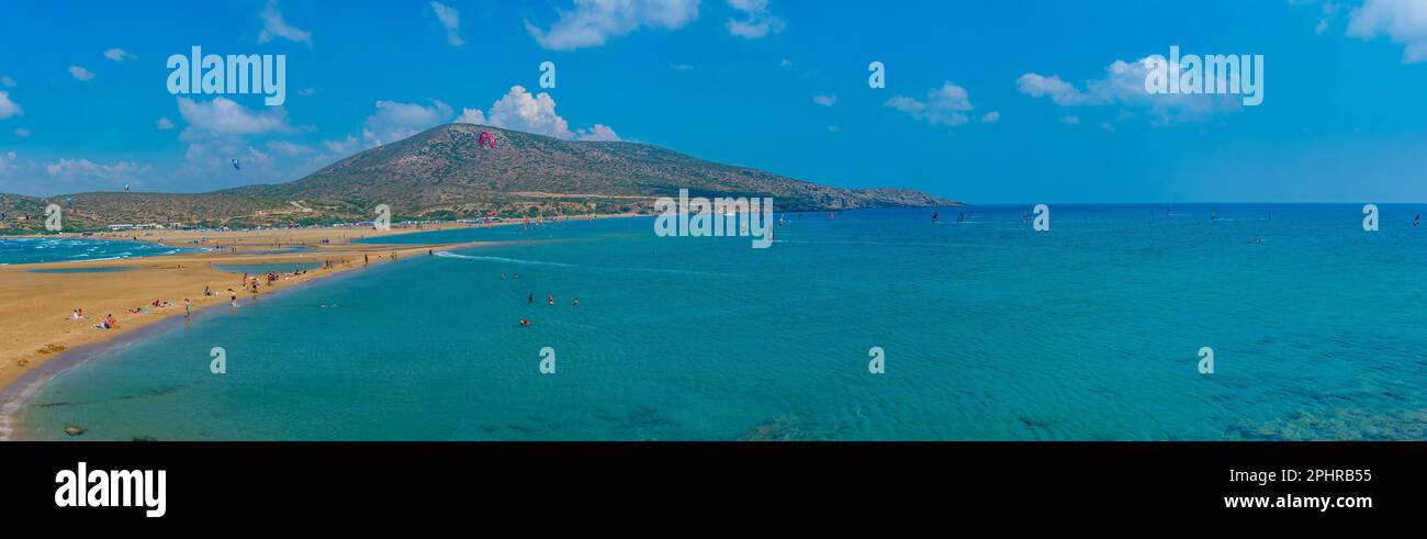 Panoramablick auf den Strand von Prasonisi auf der griechischen Insel Rhodos. Stockfoto