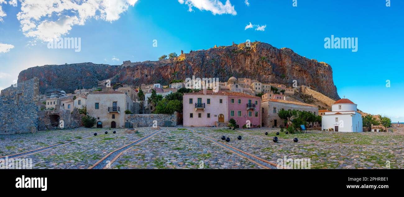 Chrysafitissa-Platz in der griechischen Stadt Monemvasia. Stockfoto