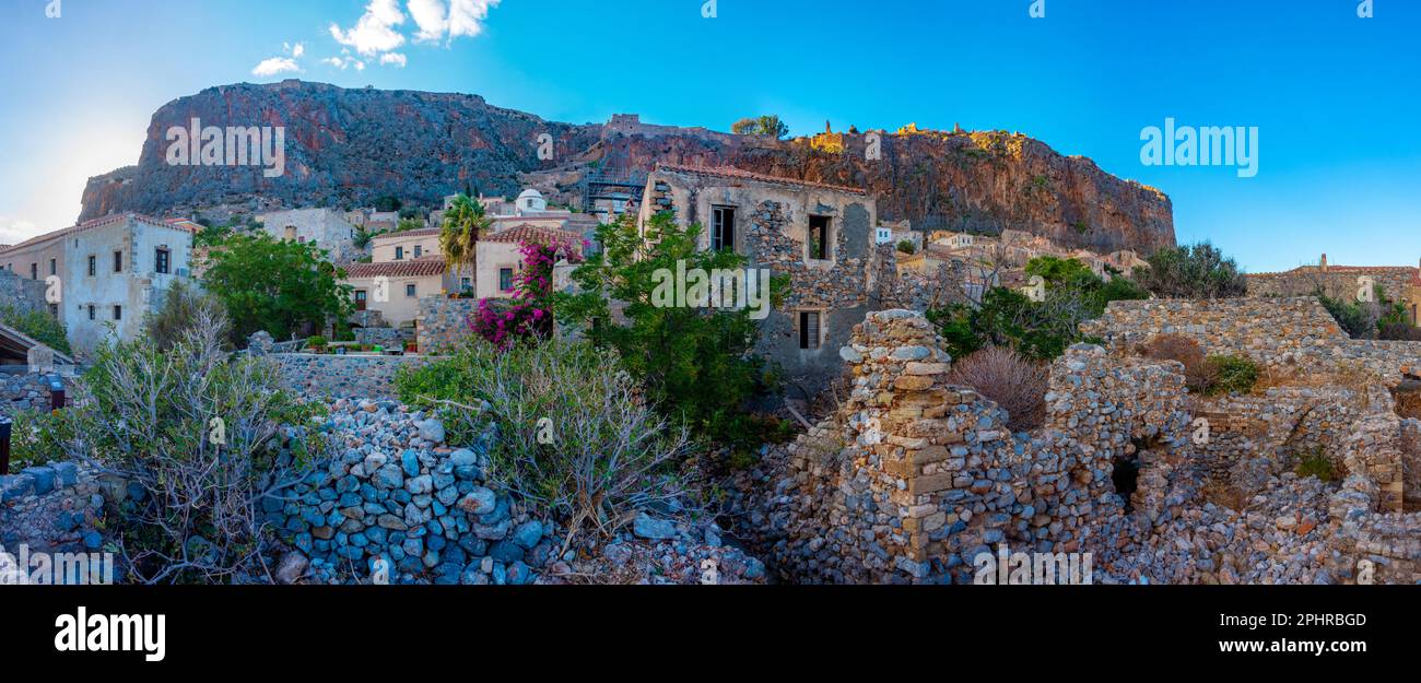 Steinstraße der historischen Stadt Monemvasia in Griechenland. Stockfoto
