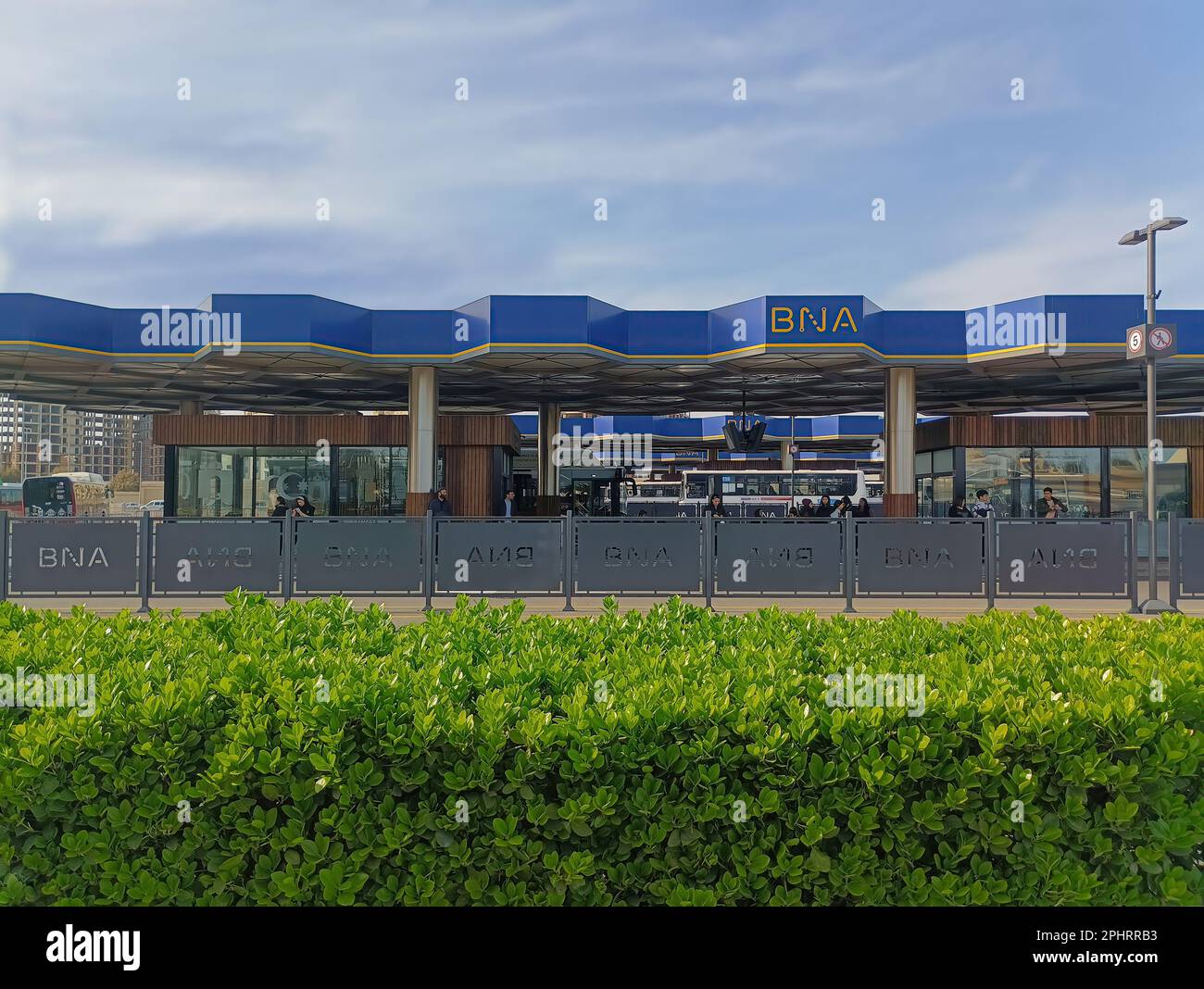 In der Nähe der Bushaltestelle Koroglu, Baku, Aserbaidschan Stockfoto