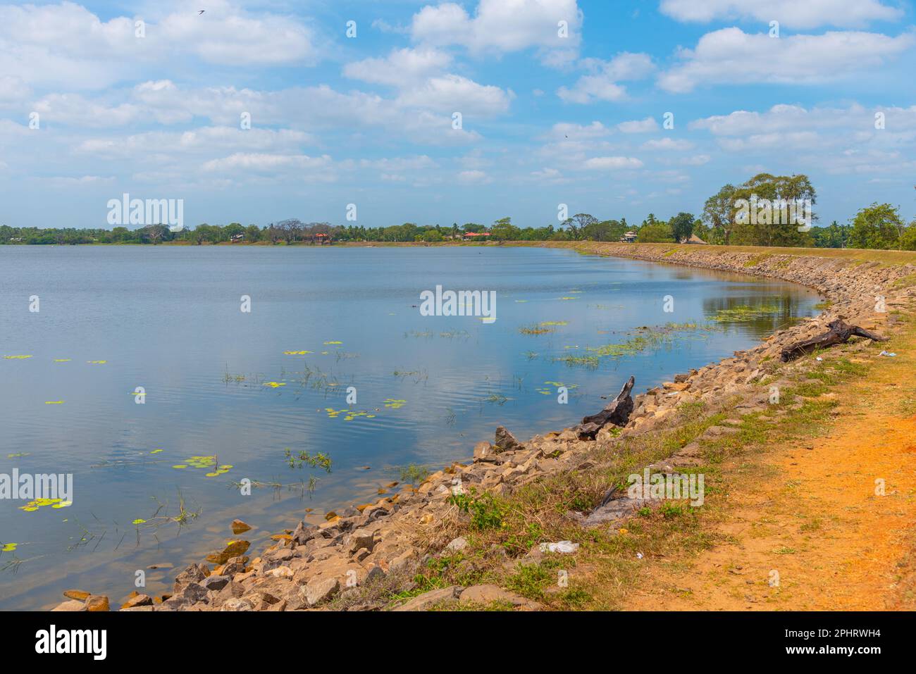 Basawakkulama Wasserreservoir in Anuradhapura in Sri Lanka. Stockfoto
